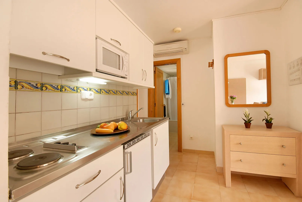 Mariner Club Apartments