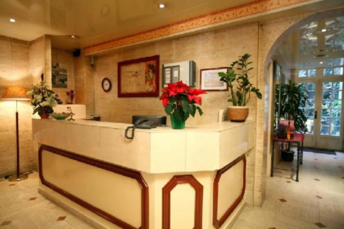 Hôtel de l'Alma by Malone