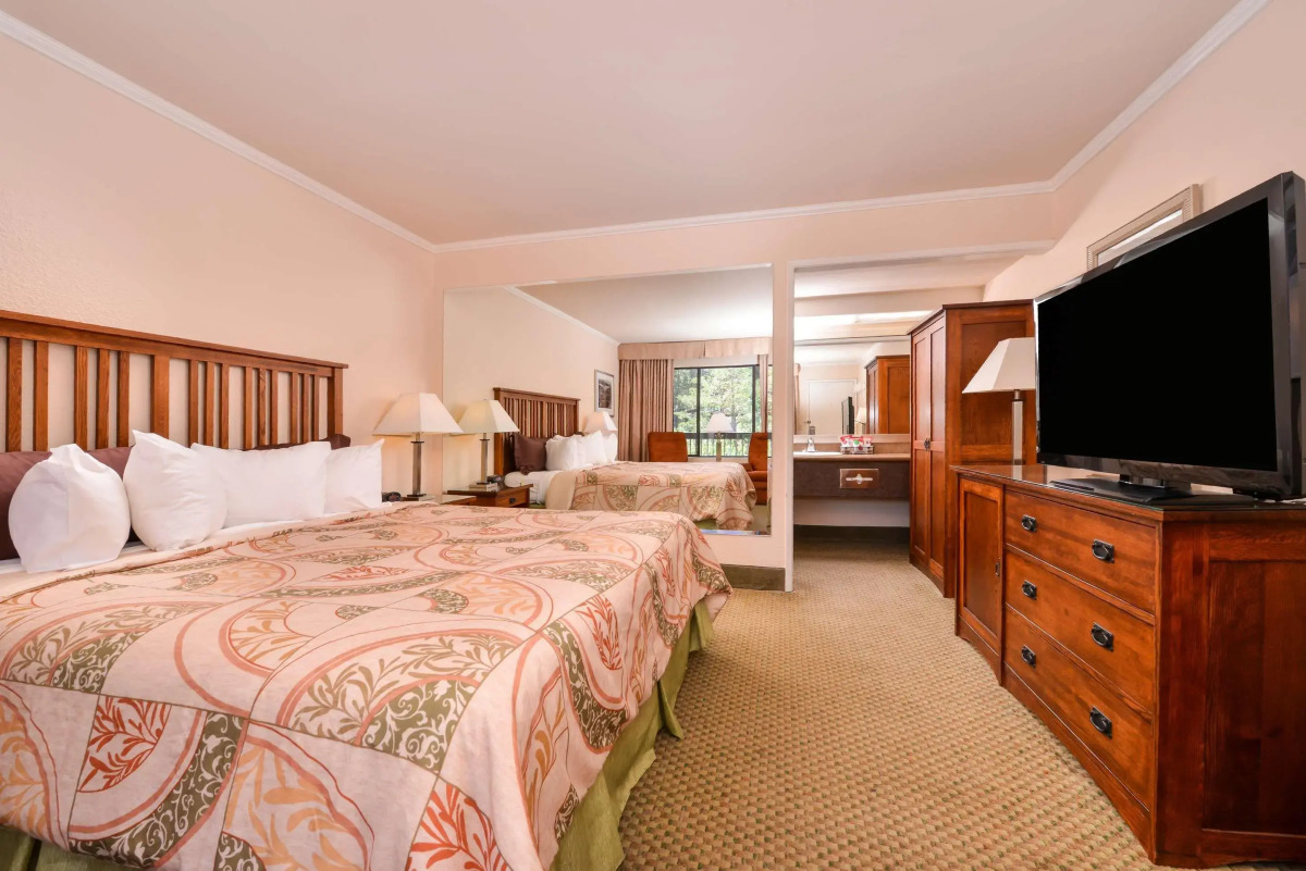 Station House Inn - Near Heavenly Gondola