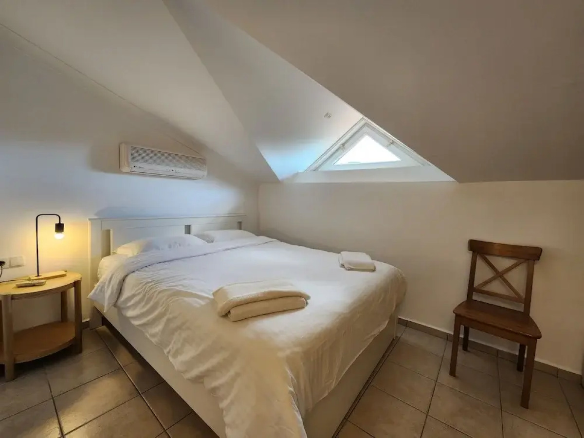 Terrace Life Palm Apart