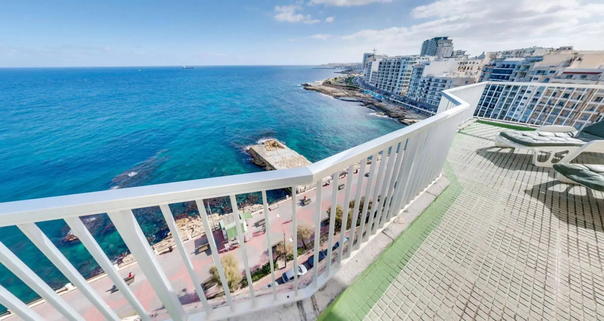 Sliema Chalet Hotel