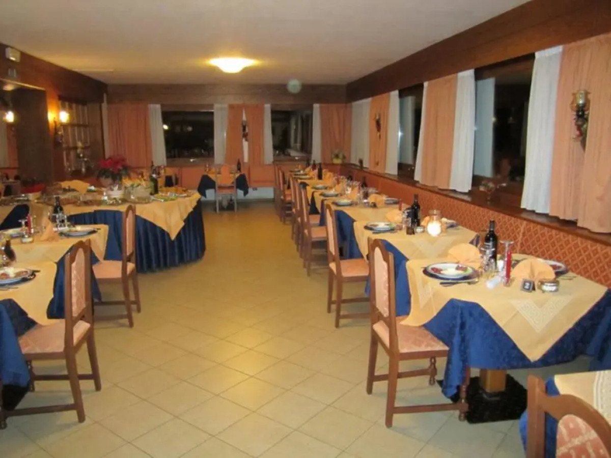 Hotel Bucaneve