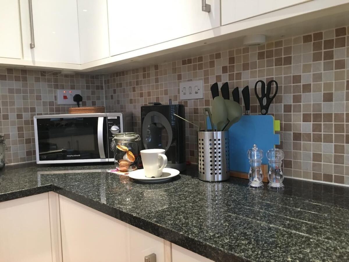 2 Bed Cosy Apartment in Central London Fitzrovia FREE WIFI by City Stay Aparts London