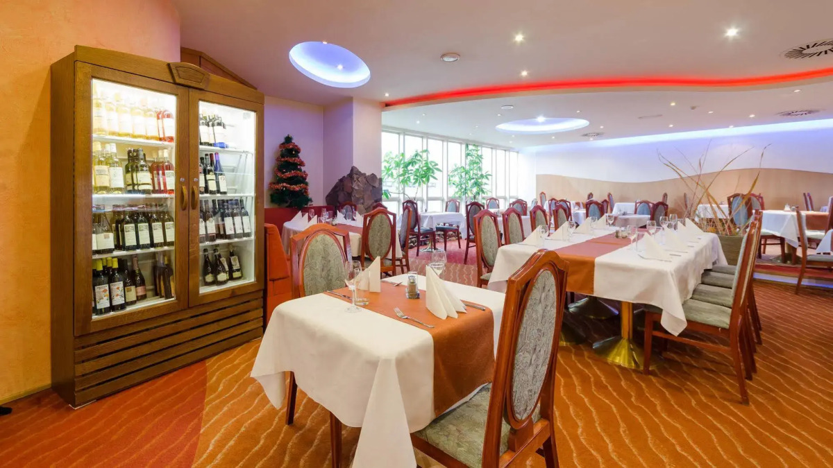 Cosmopolitan Bobycentrum