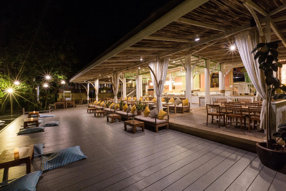 Ma Doo Bua Phuket (มาดูบัวภูเก็ต)