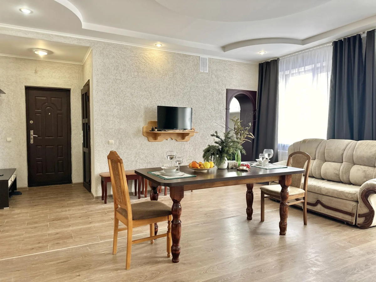 Артхаус Домбай