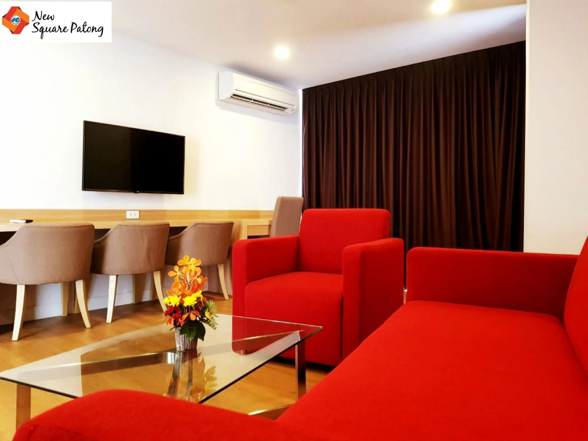 New Square Patong Hotel
