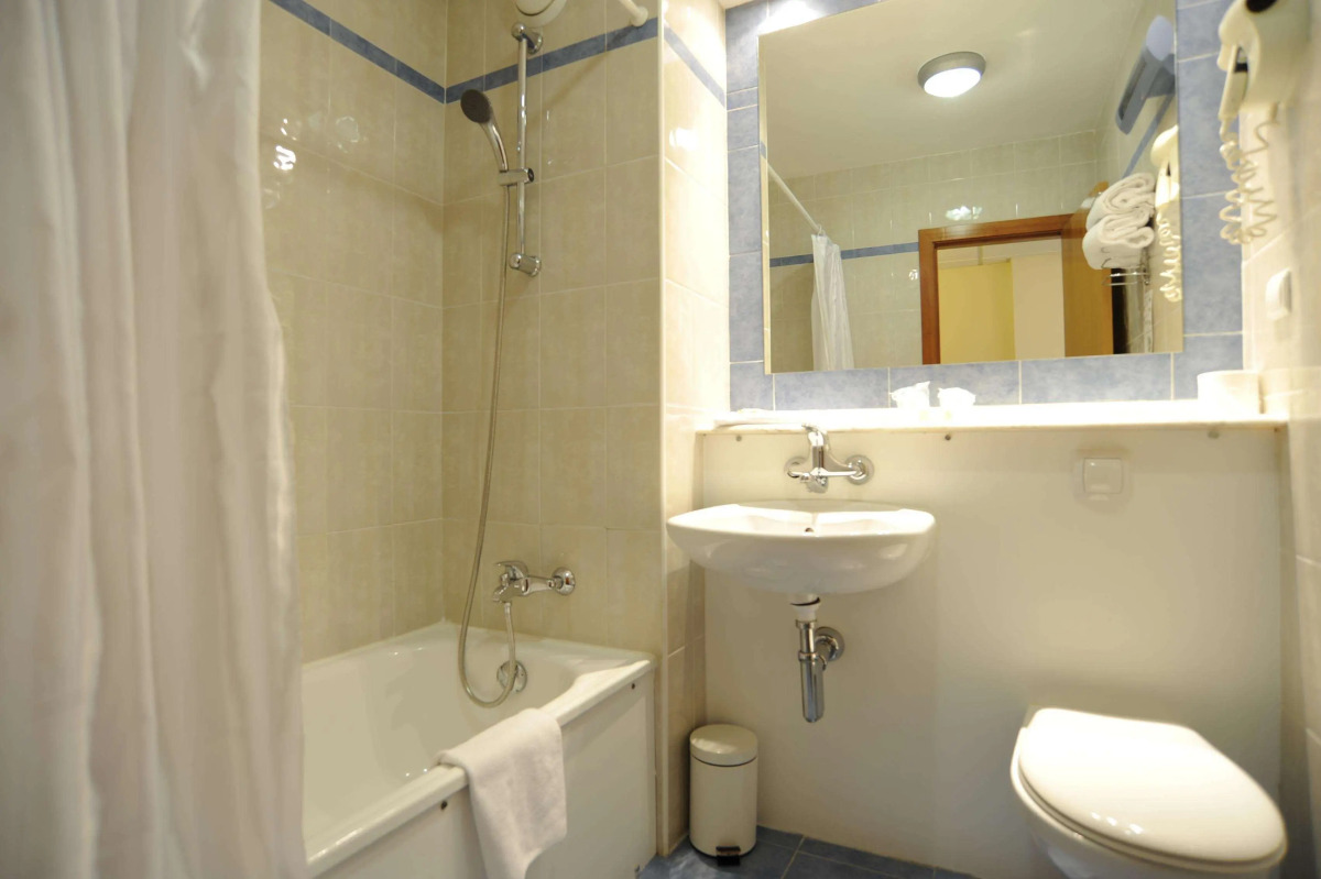 Travelodge Alicante Puerto