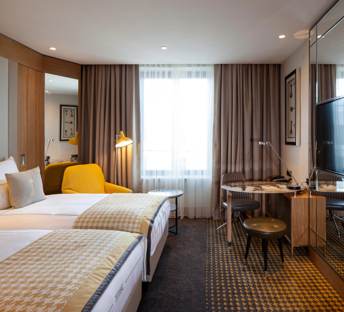 TITANIC Chaussee Berlin