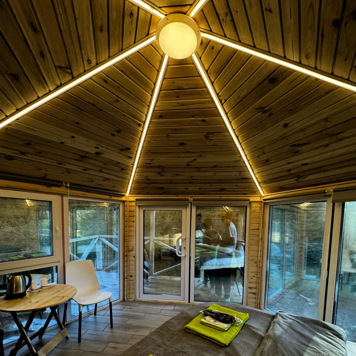 Зелёный колобок