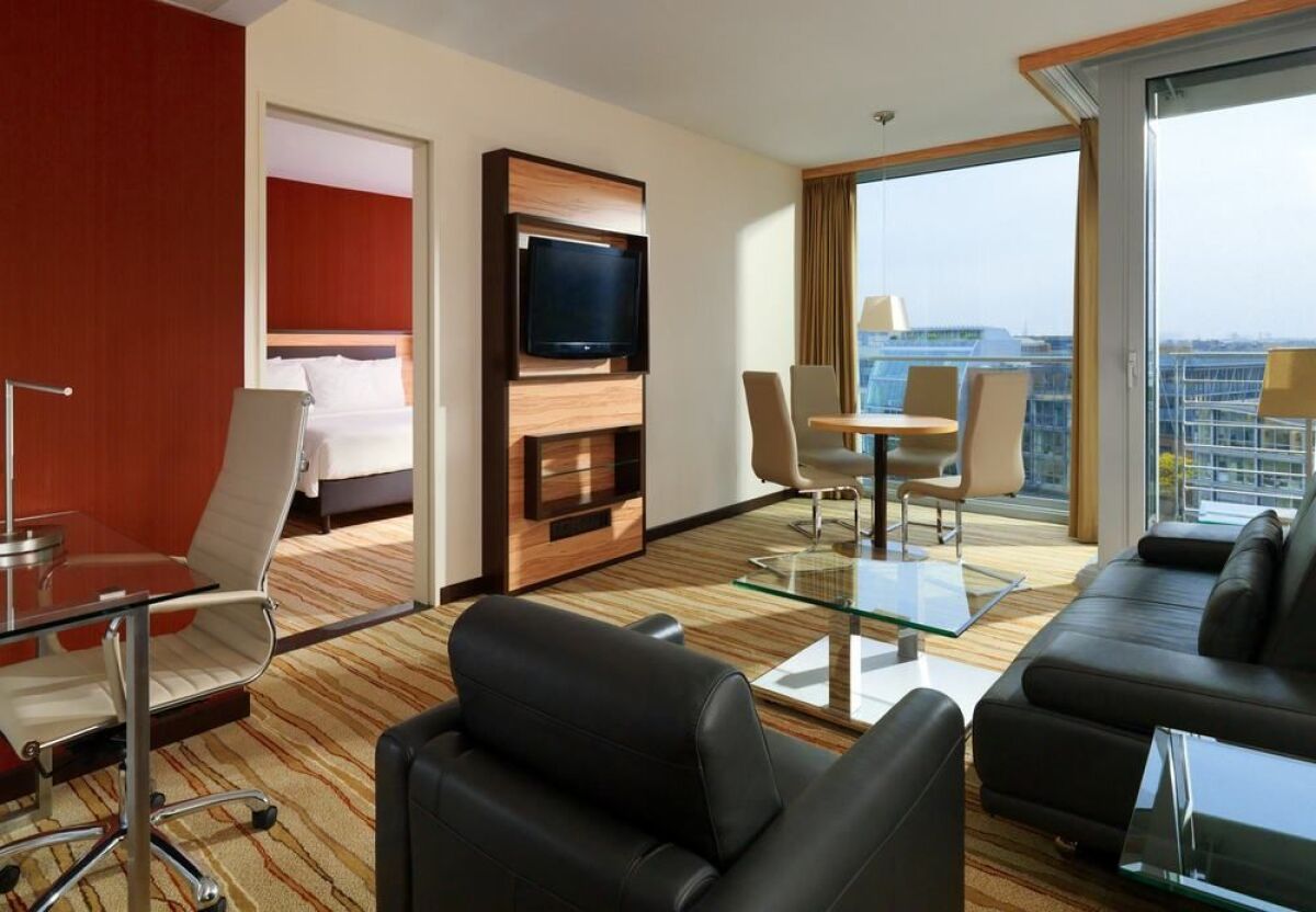 Courtyard by Marriott Düsseldorf Hafen