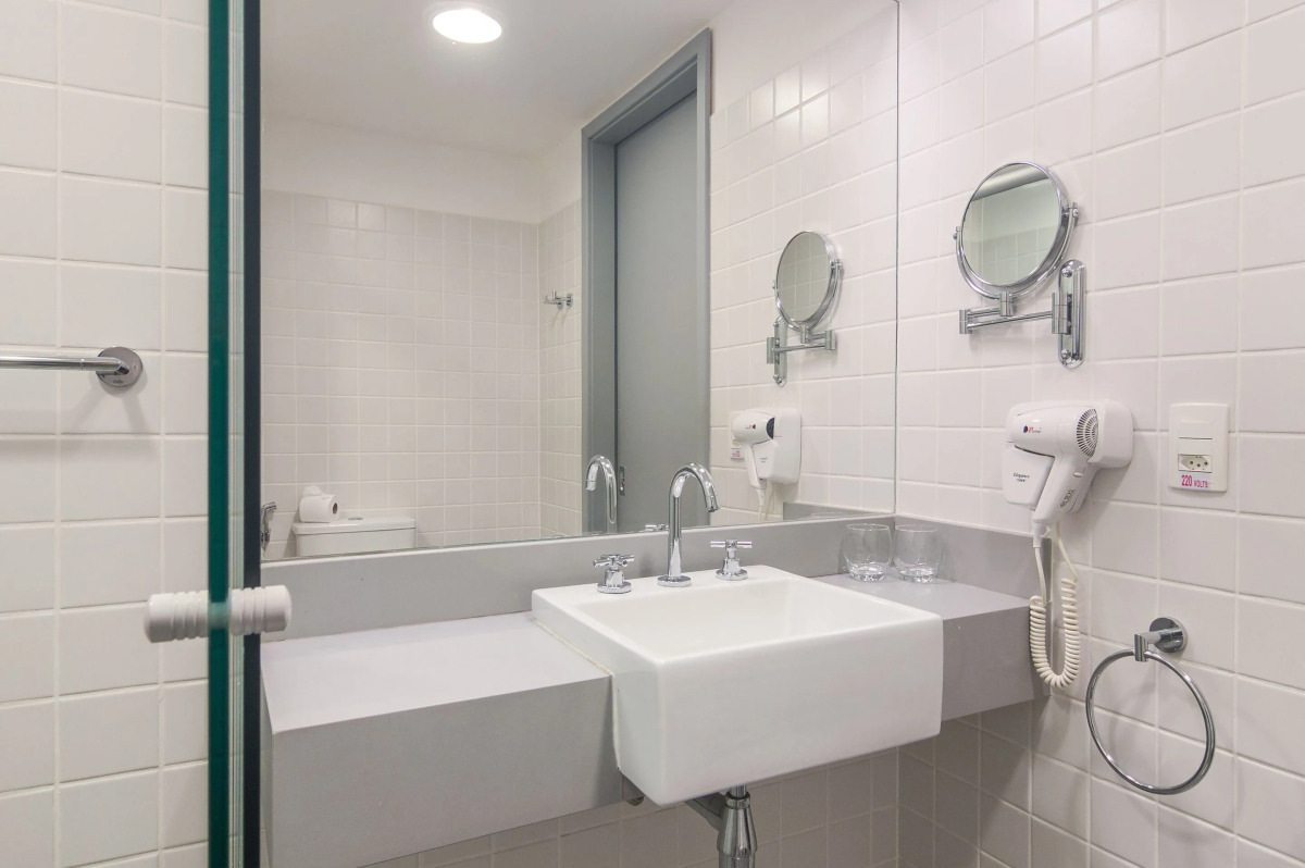 Selina Theatrou Athens