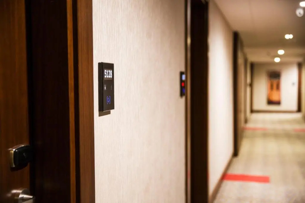 Grand Aras Hotel & Suites