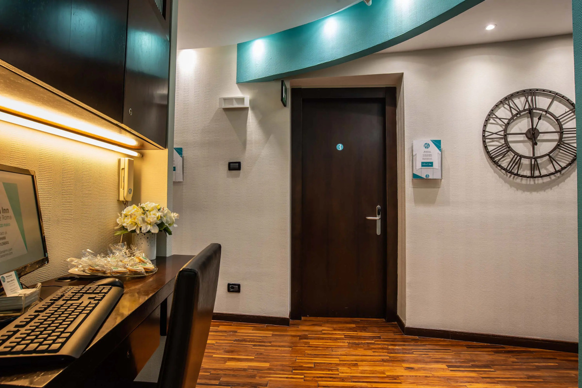 Merulana Inn Guest House