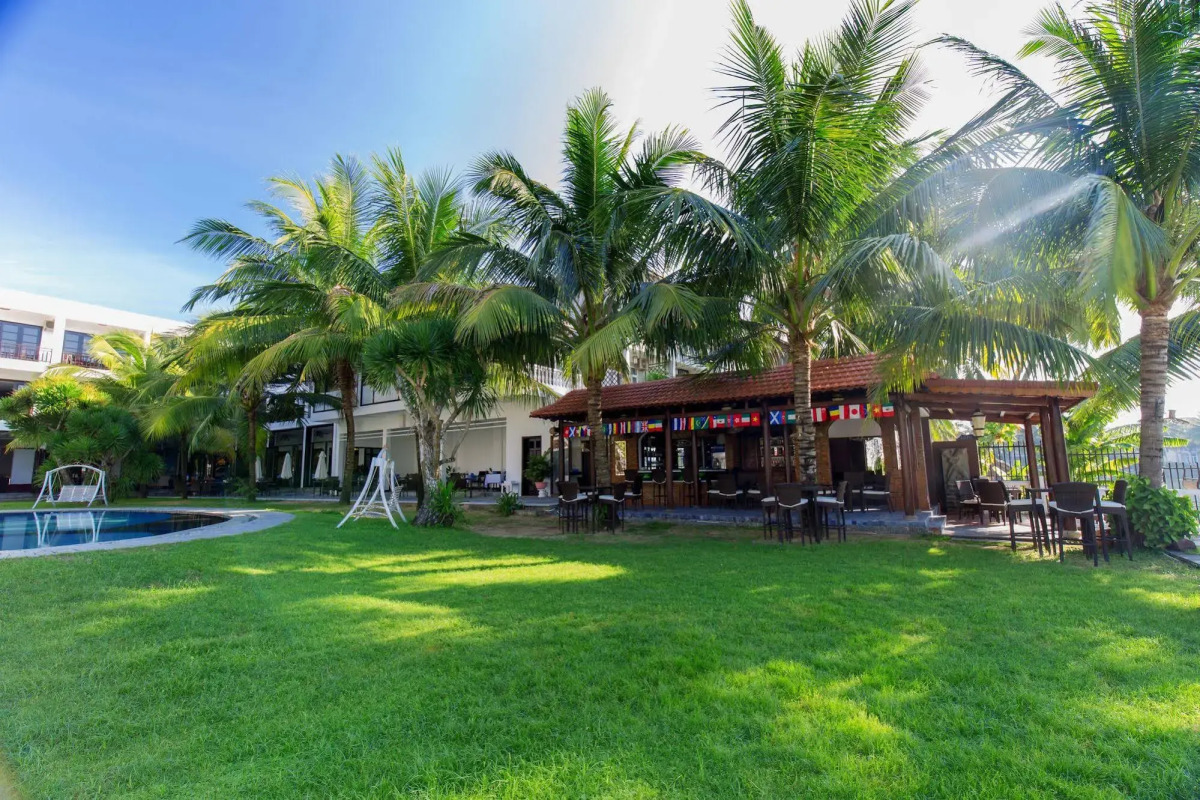 River Beach Resort and Residences