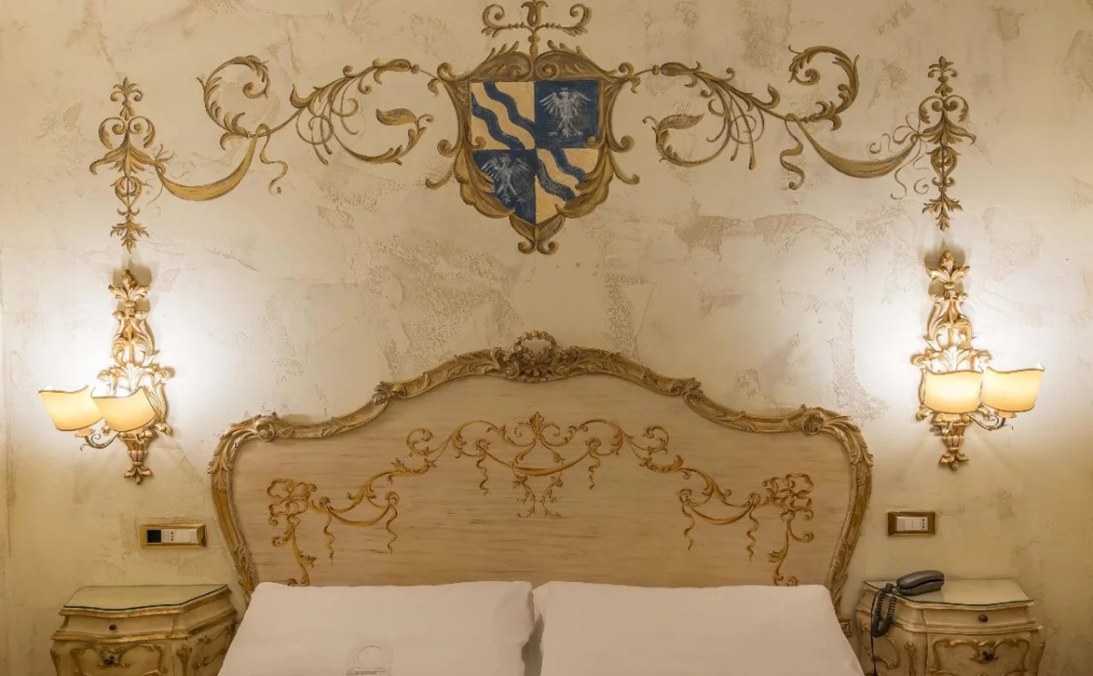 Room Select Via Veneto