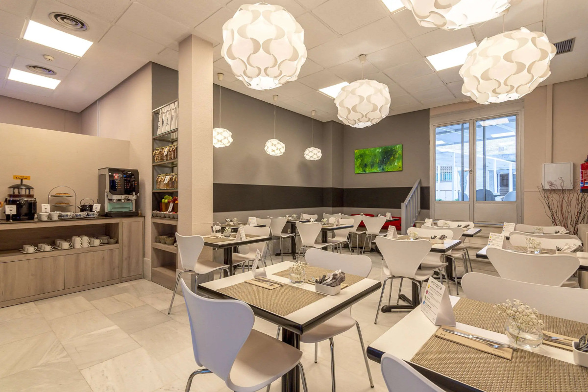 Apartamentos Sercotel Togumar