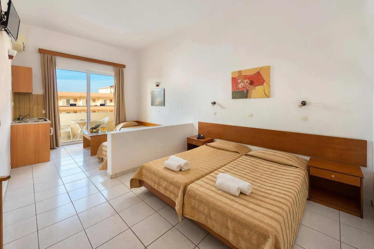 Bayside Hotel Katsaras