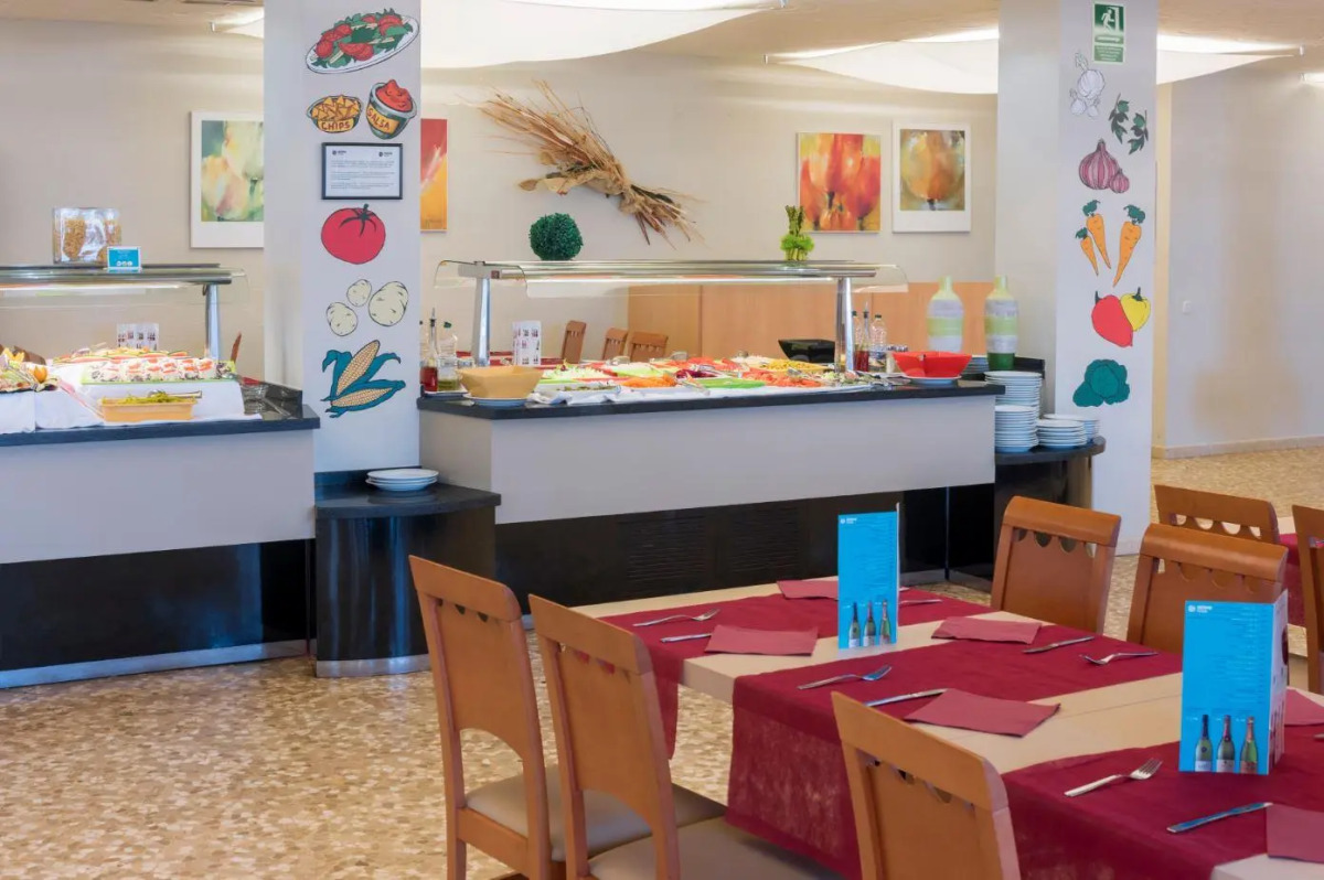 Hotel Serhs Oasis Park