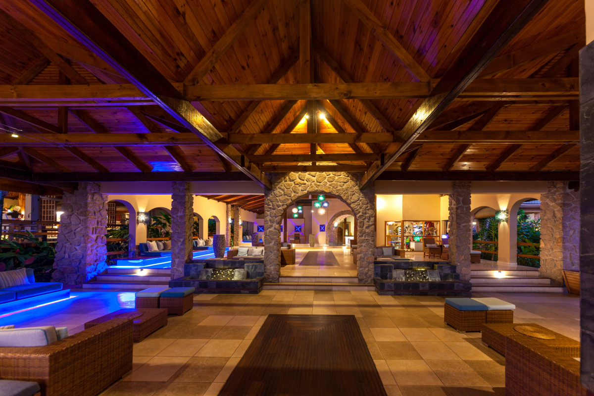 Coco de Mer Hotel and Black Parrot Suites