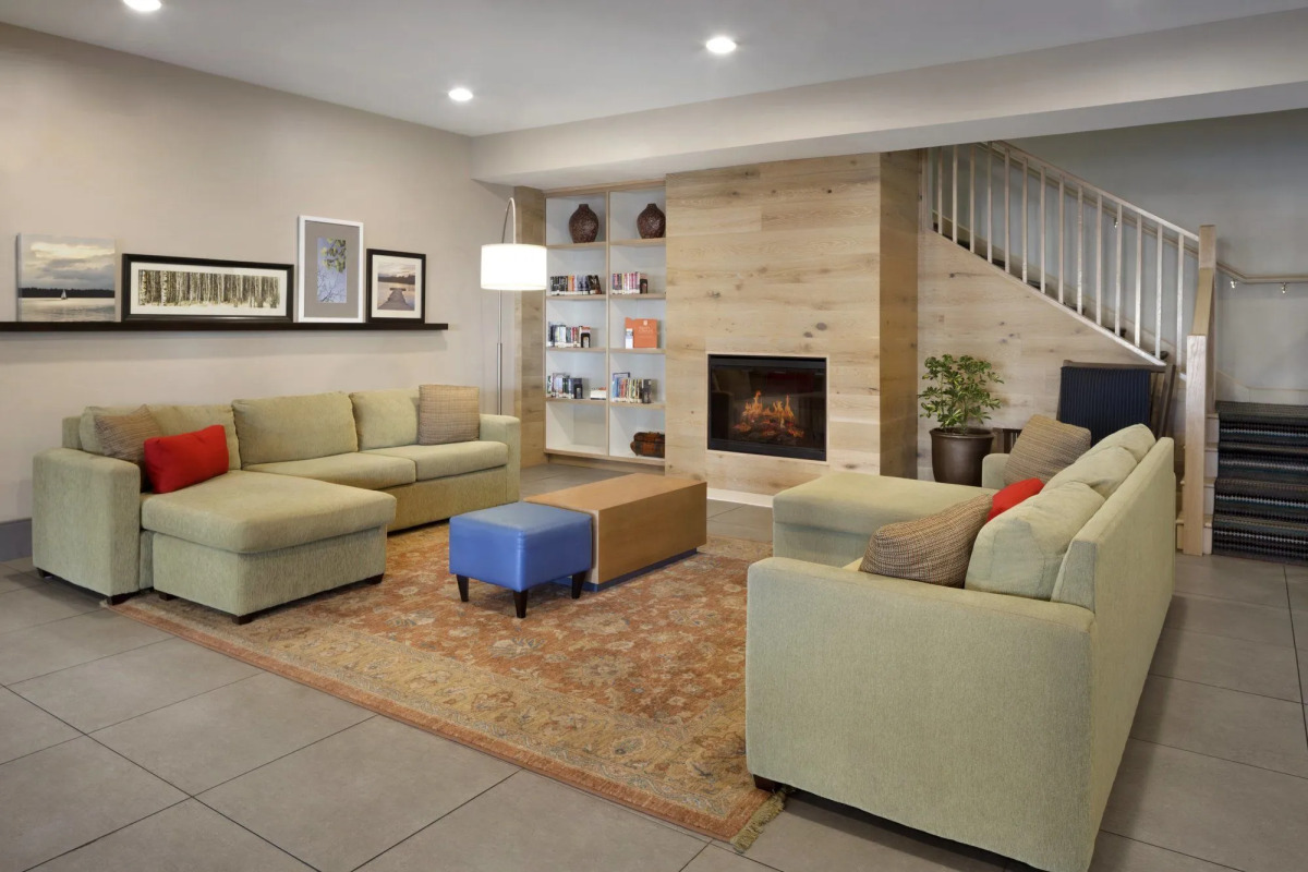 Country Inn & Suites by Radisson, Camp Springs (Andrews Air Force Base), MD