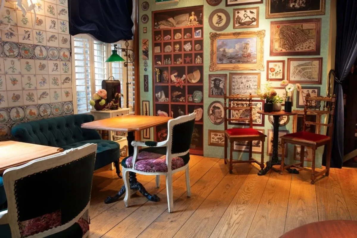 Rosalia's Menagerie InnUpstairs