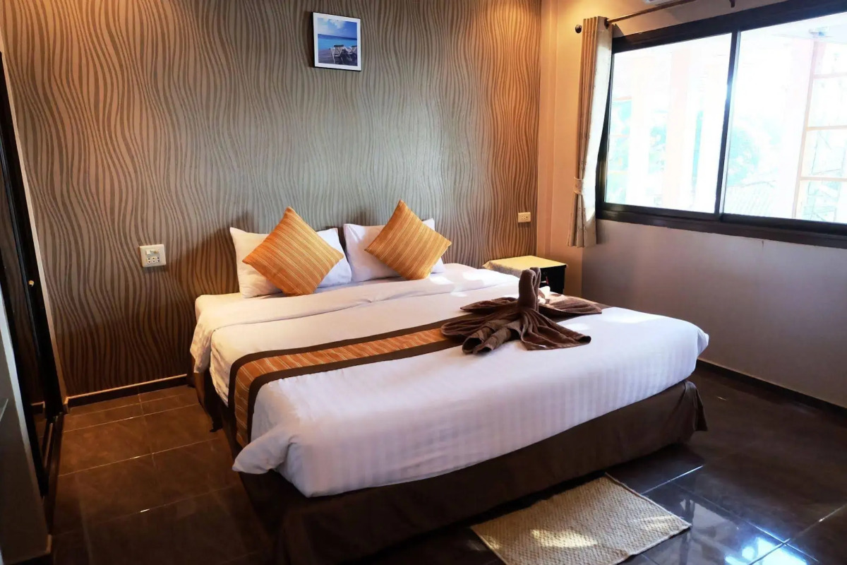 Green Bay Samed Resort