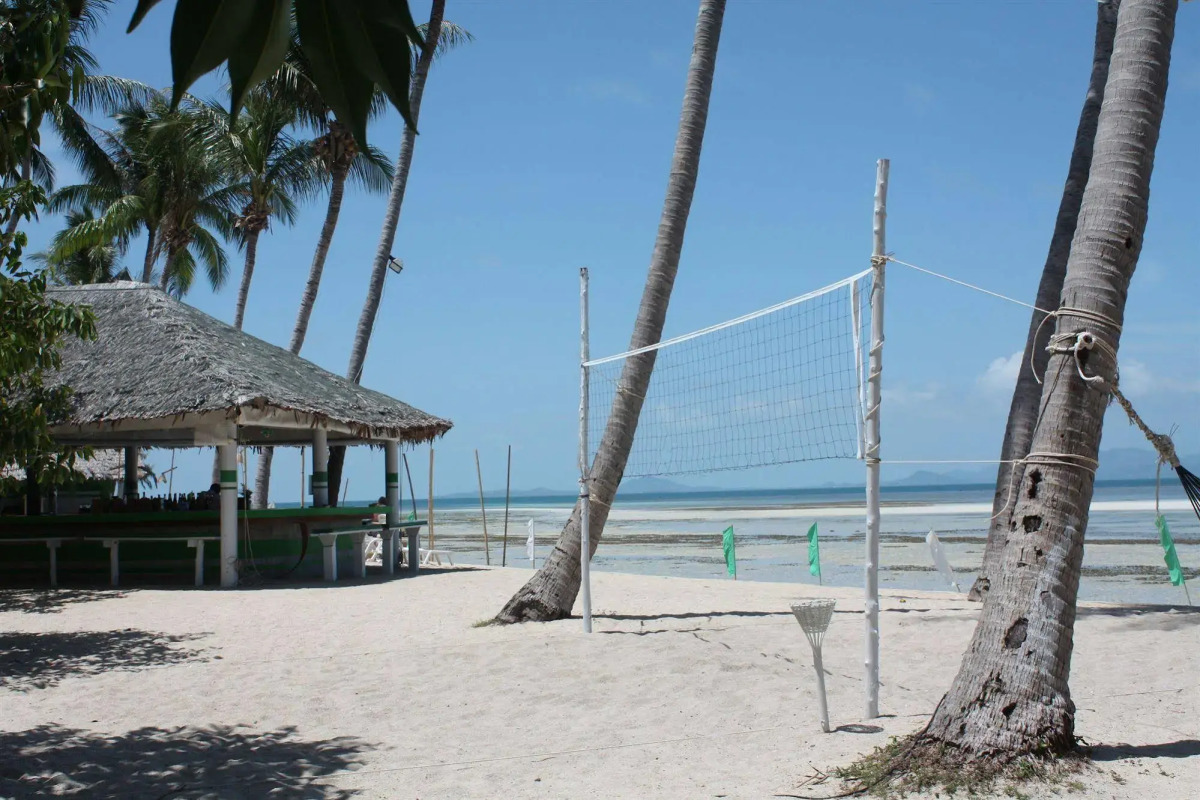 Lime & Soda Beachfront Resort