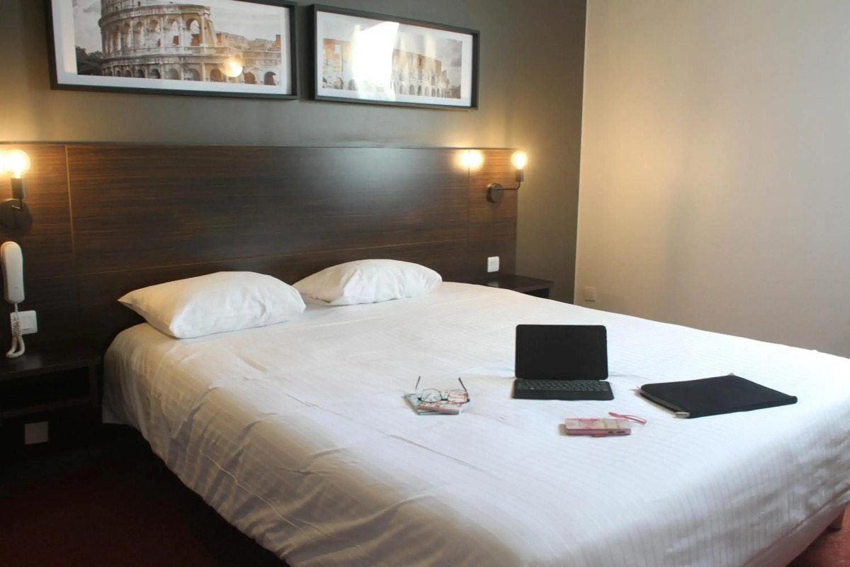 Hôtel Orly Superior