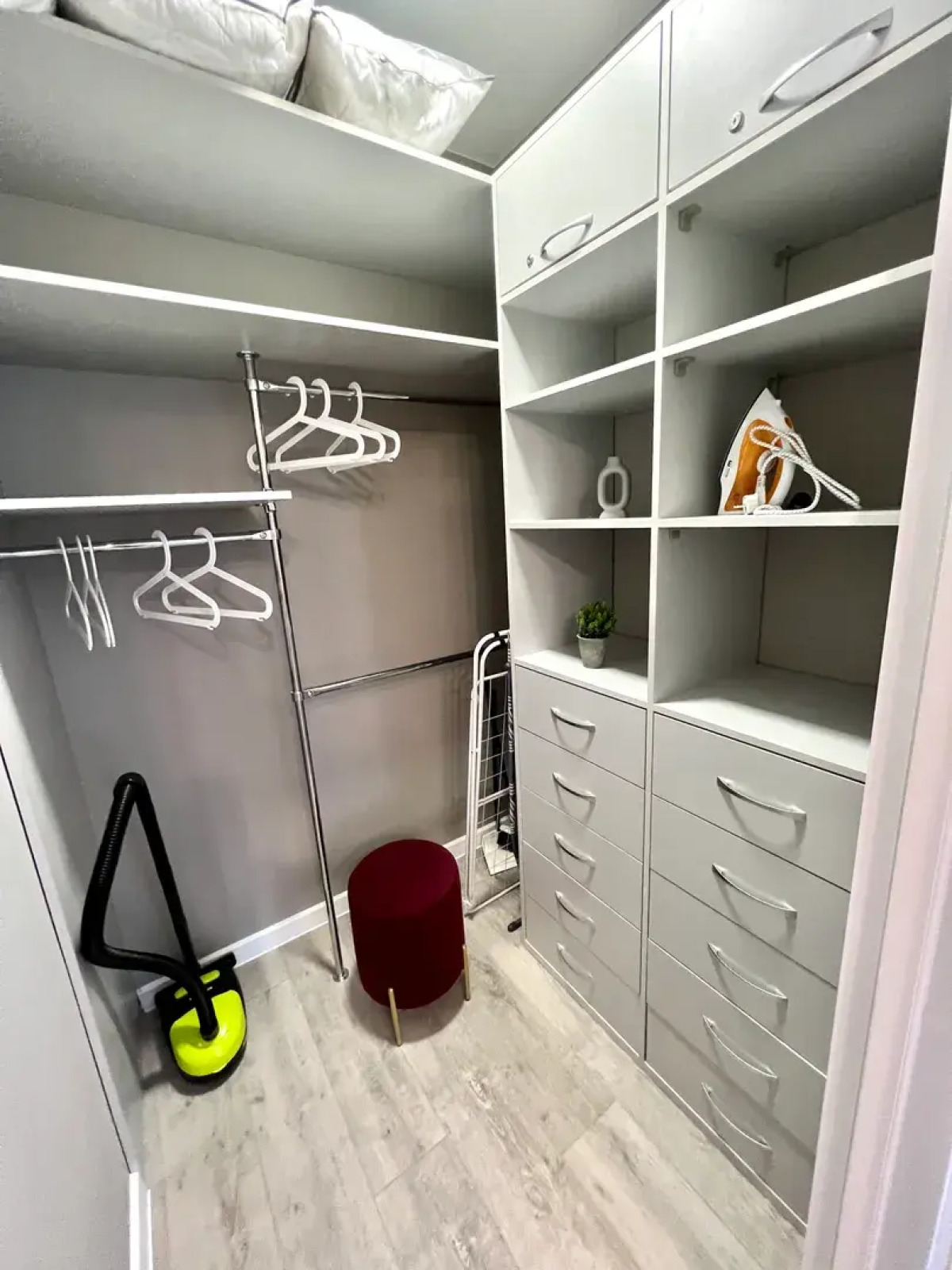 RentFlat (Рент Флэт) на улице Матрены Наздрачевой 3/1