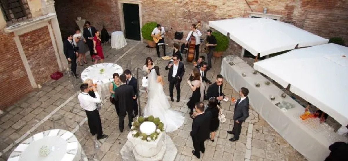 Palazzo Contarini Della Porta Di Ferro