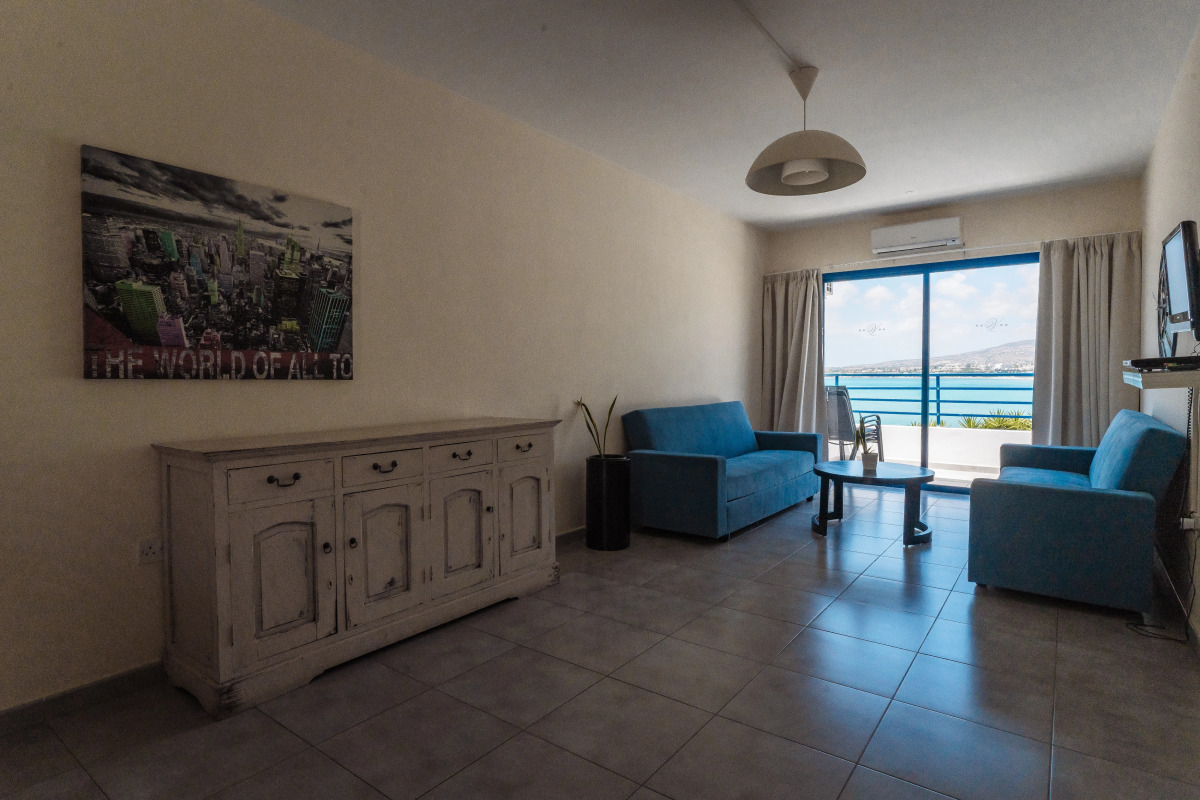 Vrachia Beach Hotel & Suites - Adults only