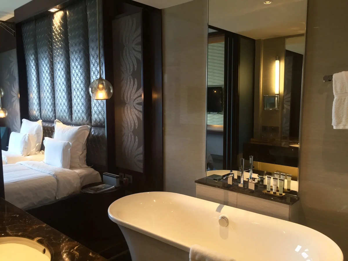 Pullman New Delhi Aerocity Hotel