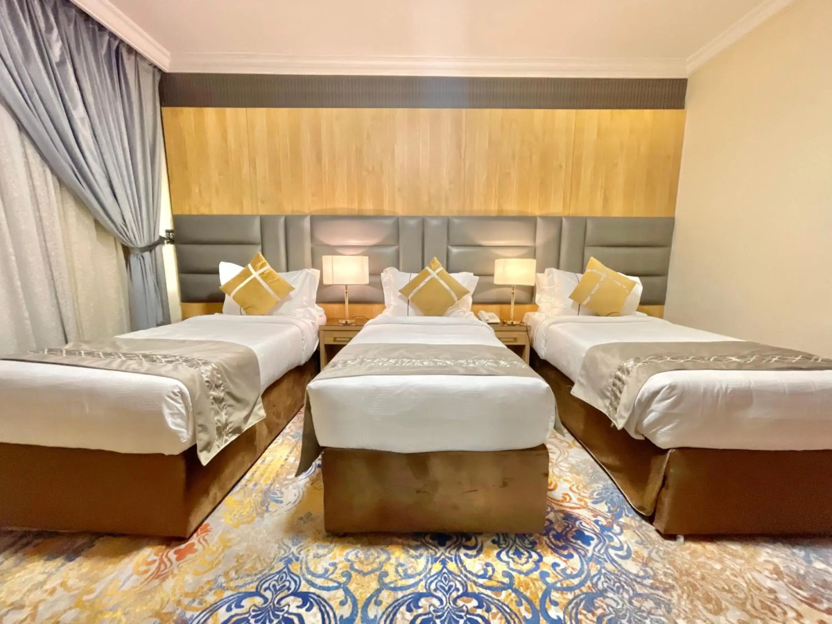 Zowar International Hotel