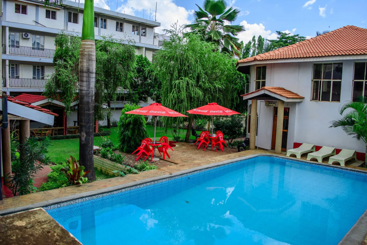 Kilimanjaro Crane Hotel