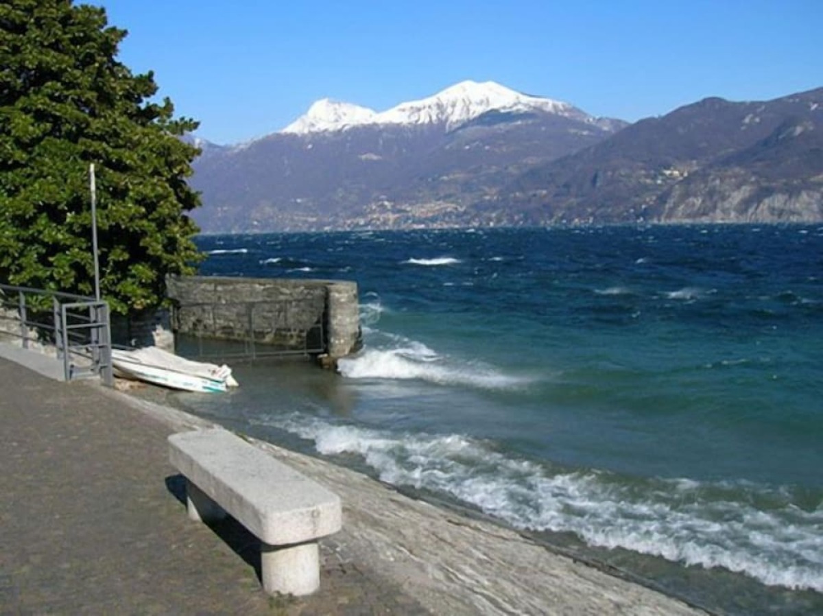 Menaggio Castello Panoramica