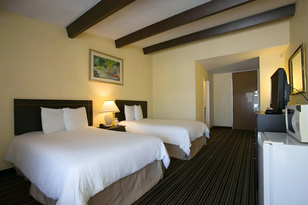 Hollywood Gateway Inn