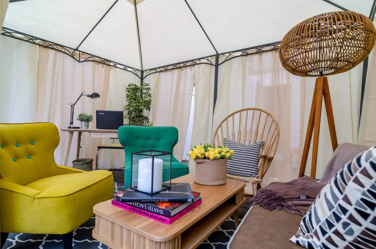 The White House Hotel at Dizengoff Square