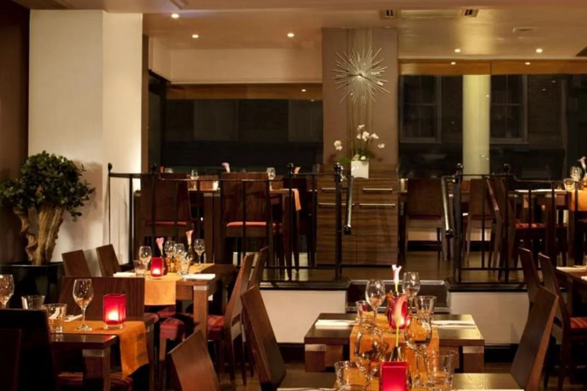 Thistle Trafalgar Square Hotel