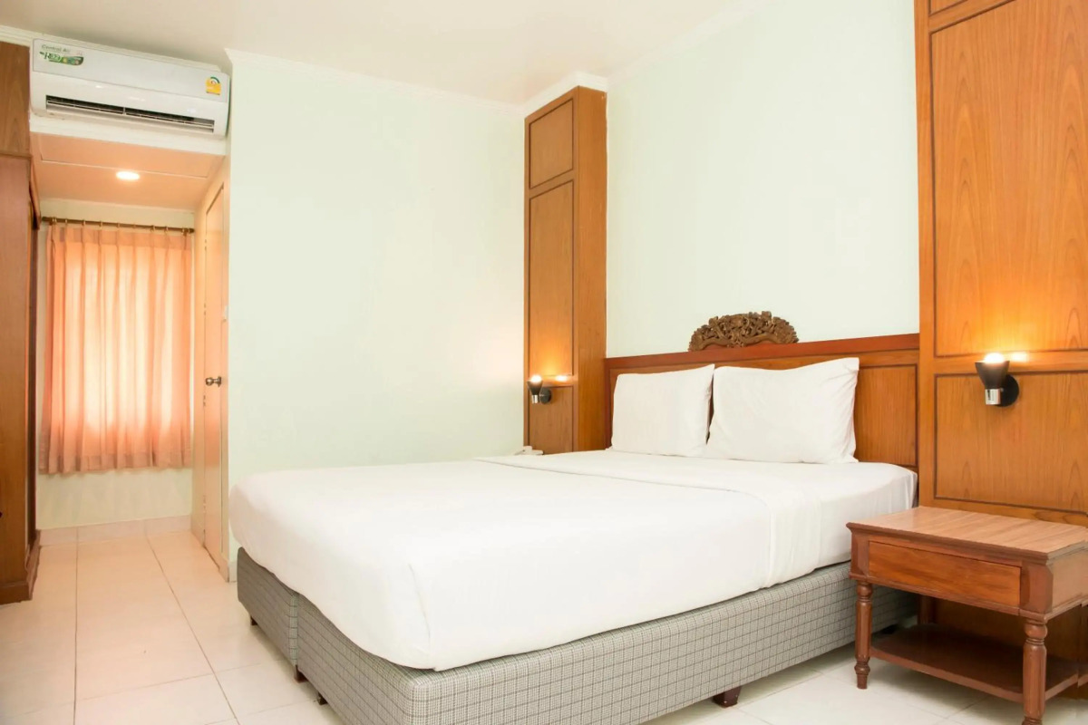 S Lodge (formally known as Sabai Lodge)