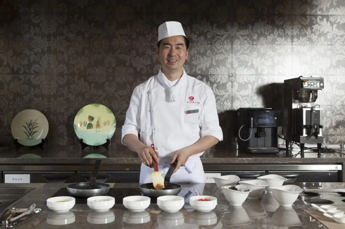 Lee Garden Service Apartment