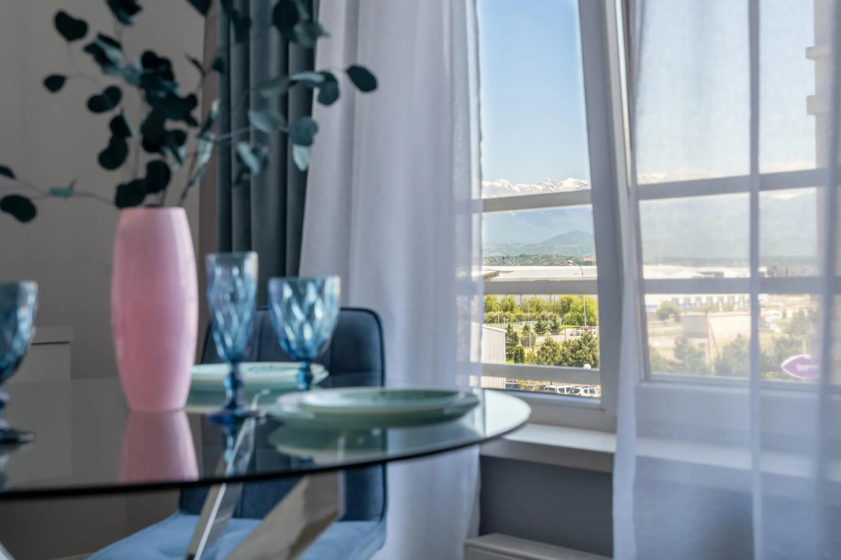 Sea Side Premium (Си Сайд Премиум) на улице 65 лет Победы 65/1