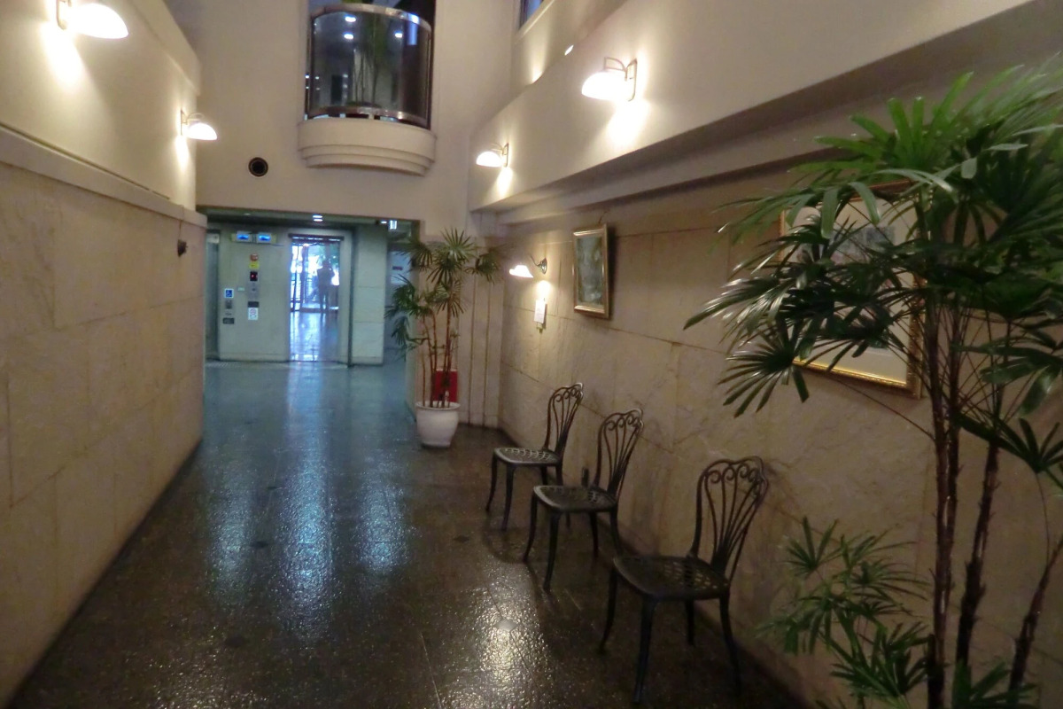 Azu Garden Nipponbashi