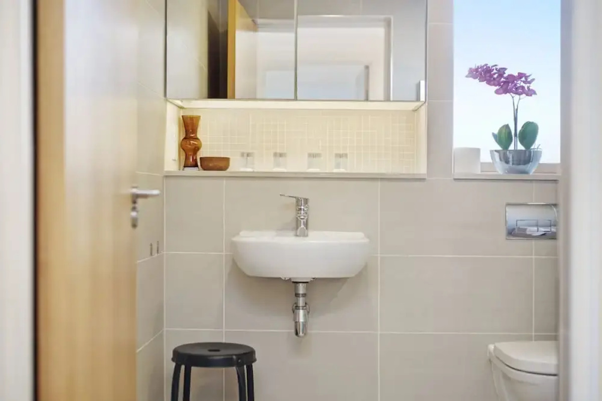 1 Bedroom Stylish Apartment near Regents Park FREE WIFI & AIRCON by City Stay Aparts London