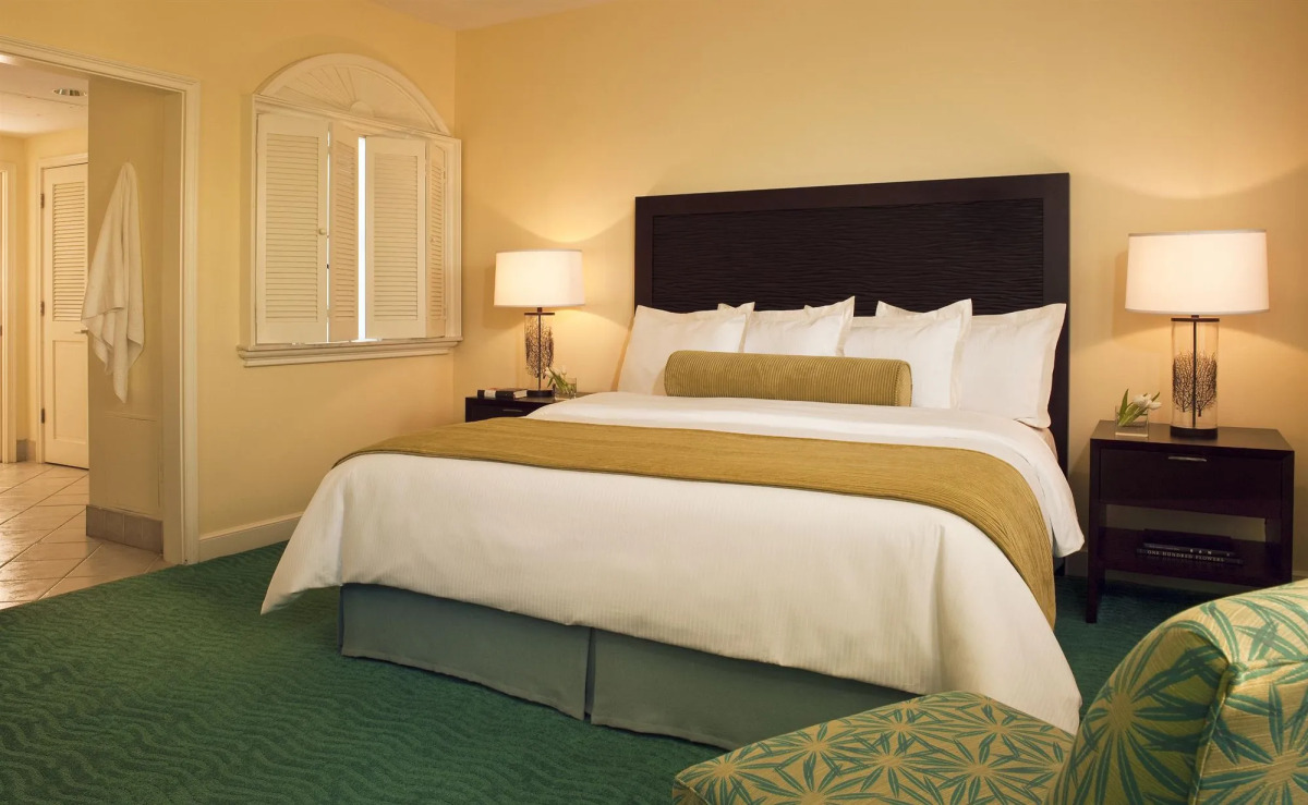 Harborside Resort & Vacation Rentals at Atlantis