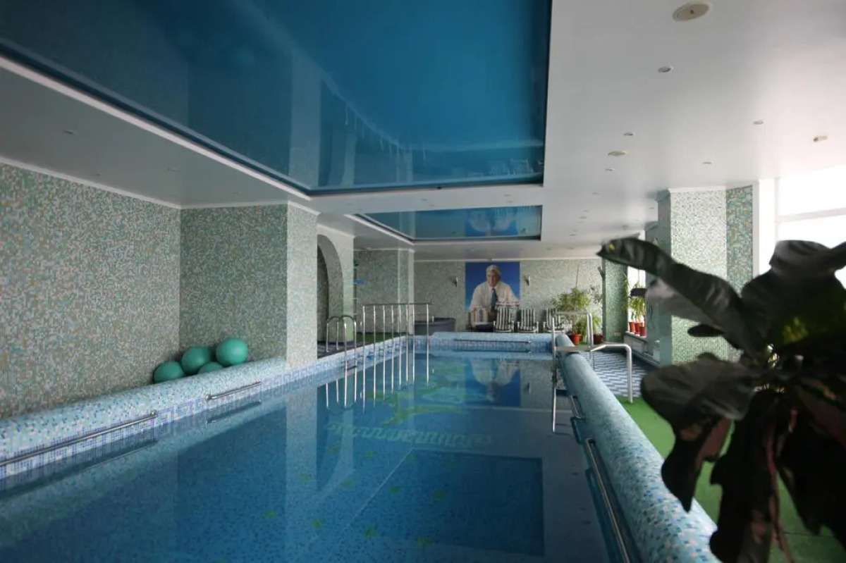 Надежда и К