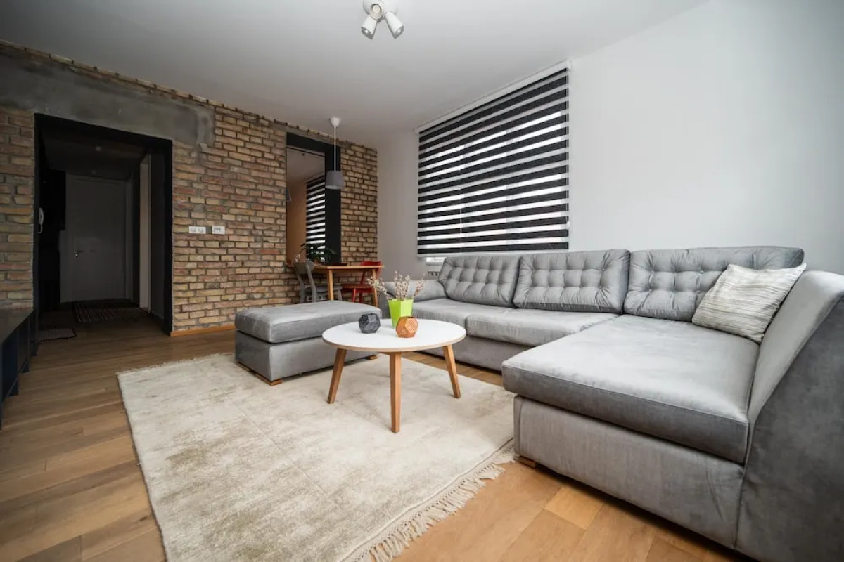 Design 1bdr Apartment With City View