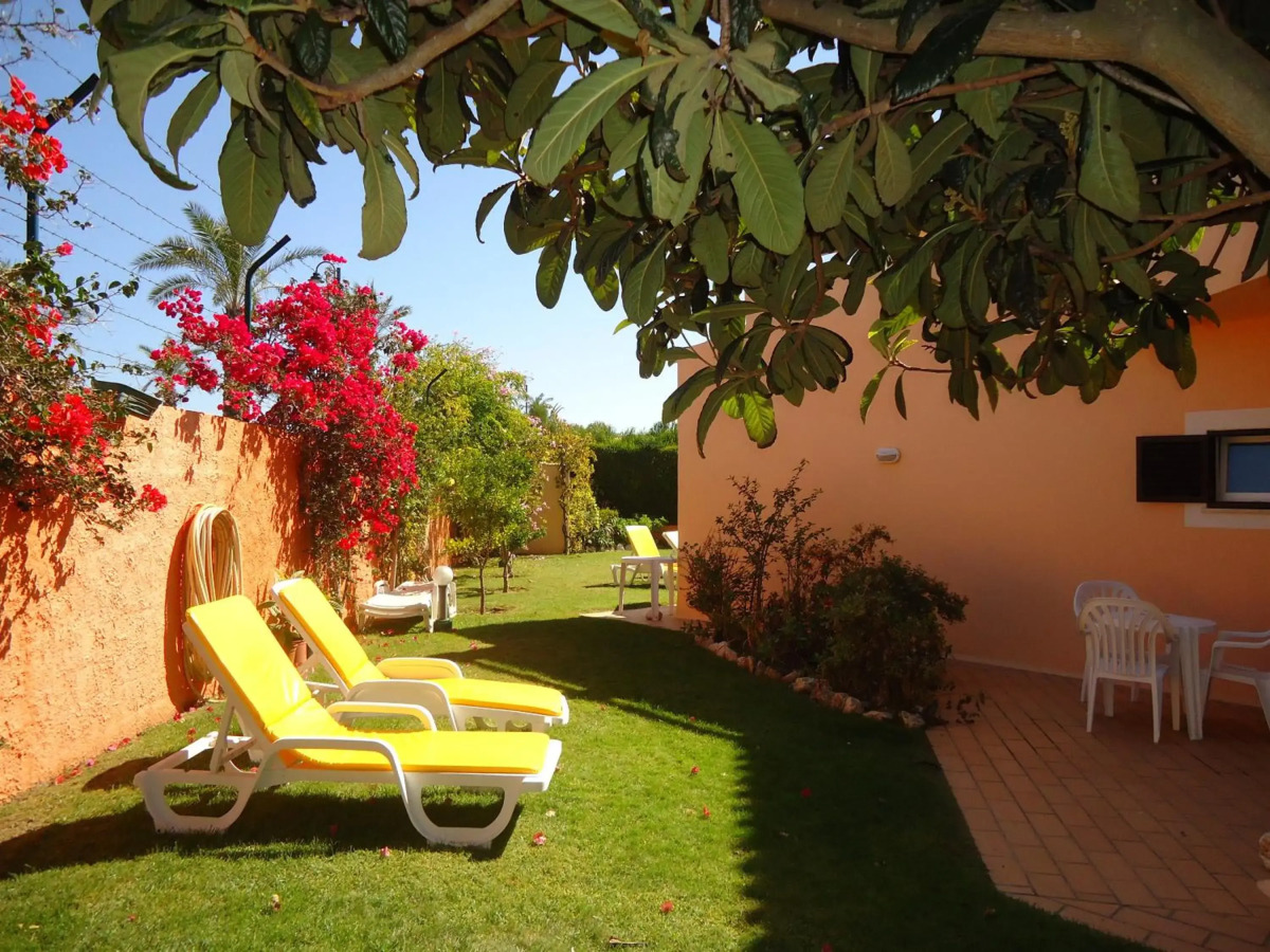 Canavial I & II Apartments