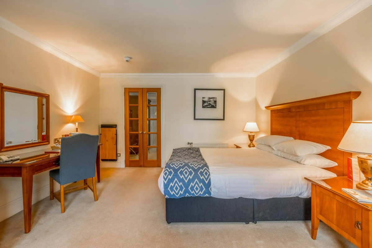 Holiday Inn London Brentford Lock by IHG