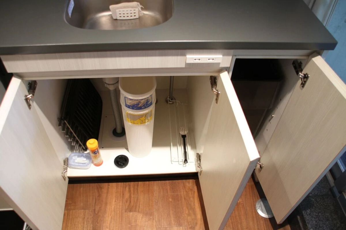 The Ridge Hotel & Apartments